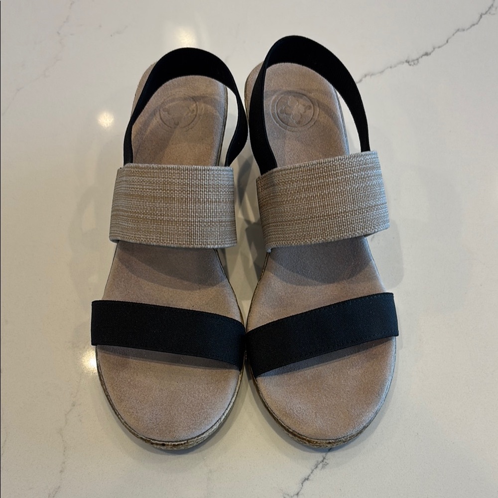 CHARLESTON SHOE CO. Black and Tan Wedge Sandals